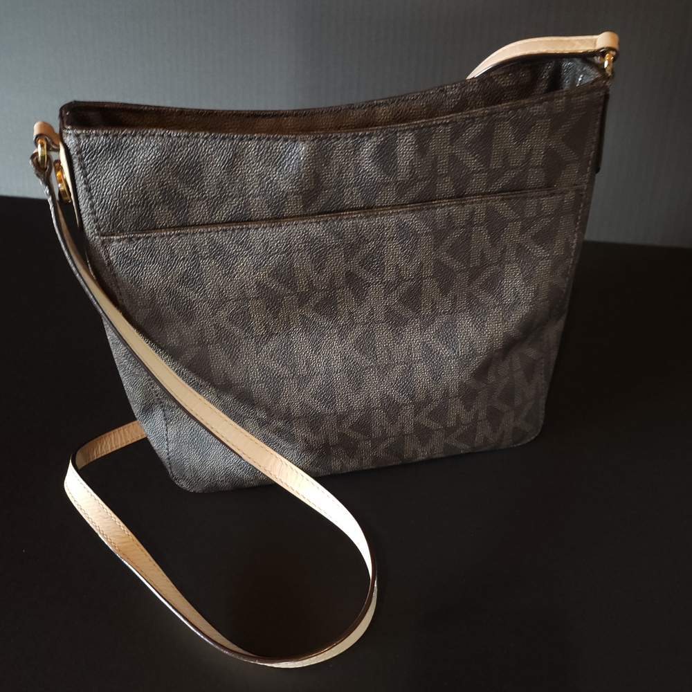 Michael Kors Black Signature Shoulder Bag - Picture 6 of 6